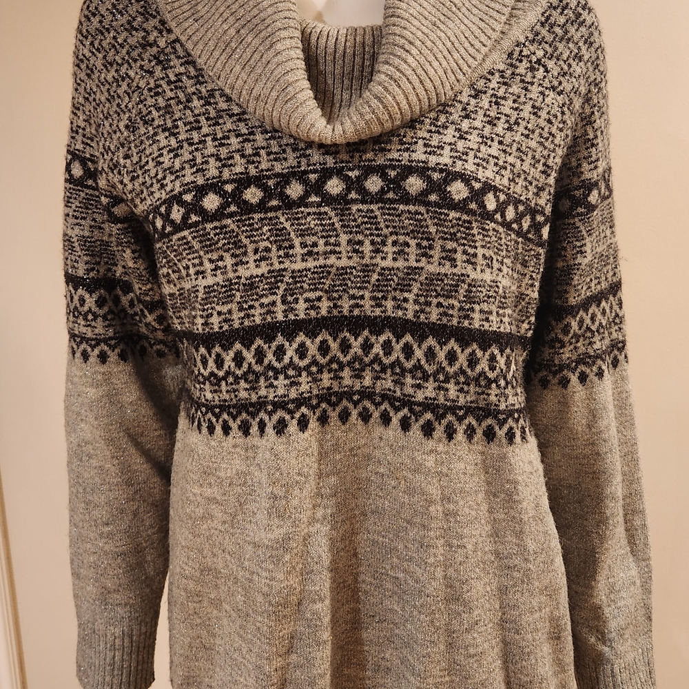 Calvin Klein Gray and Black Patterned Cowl Neck Sweater